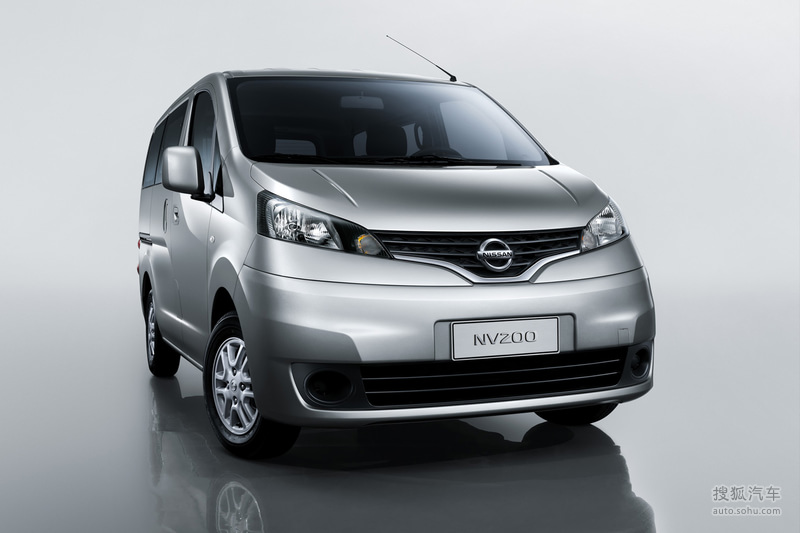2010款郑州日产nv200