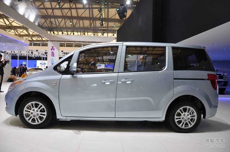 吉利全球鹰吉利汽车gv5全球鹰gv5 上海车展实拍