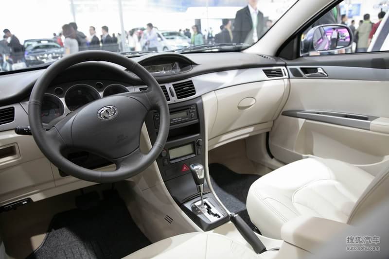 东风风神东风乘用车s30风神s30车展实拍