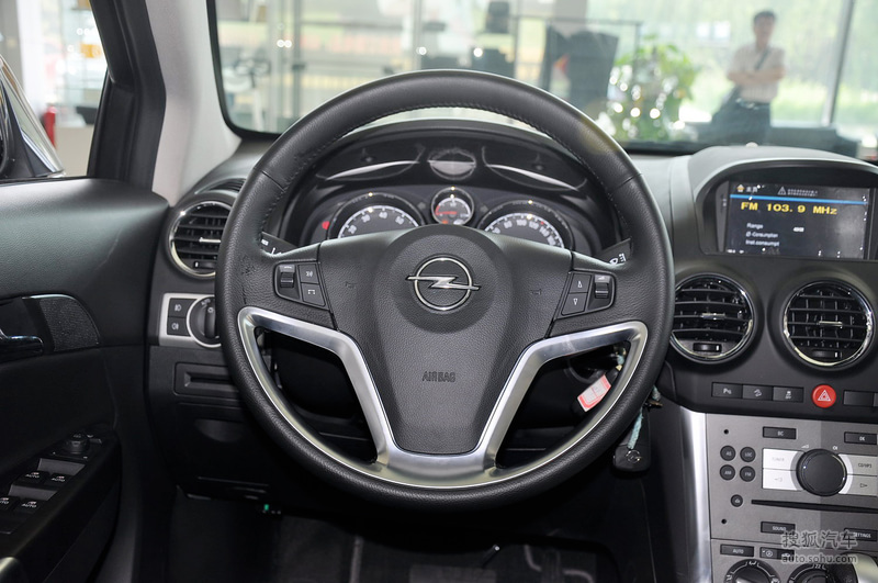 2011款欧宝安德拉2.4l四驱豪华版