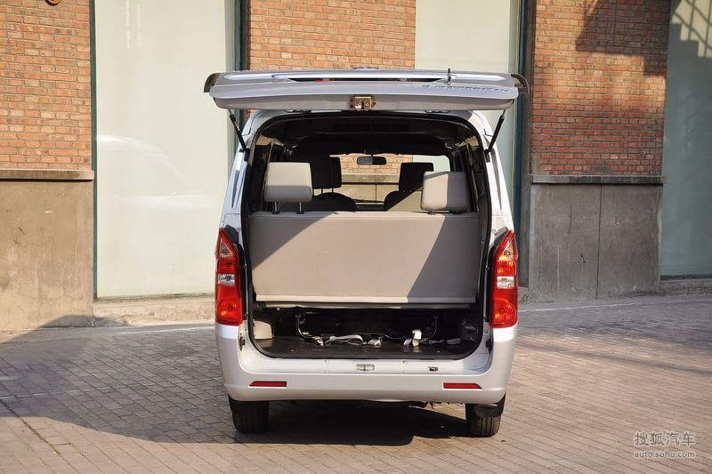 北汽威旺205实拍