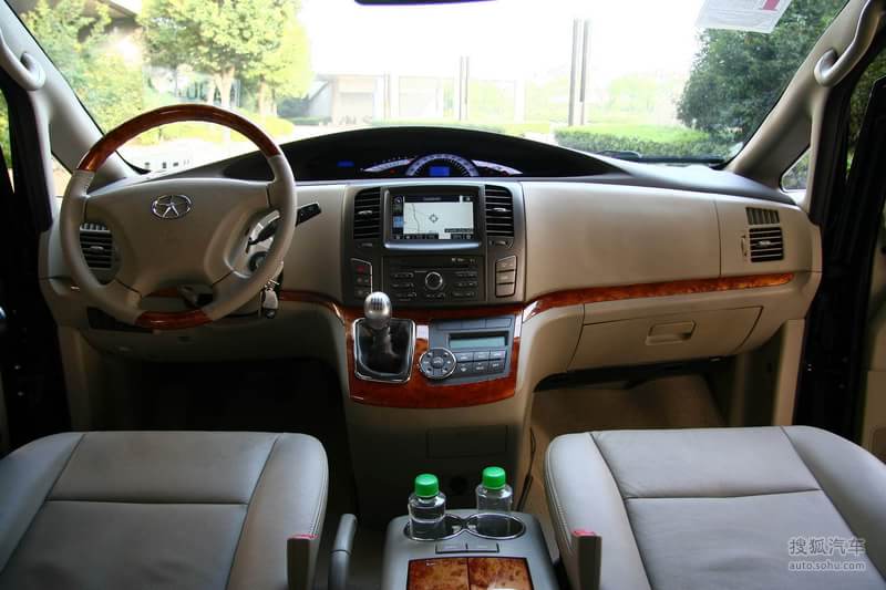 江淮江淮汽车瑞风m52012款江淮瑞风和畅 2.0t公务版试驾