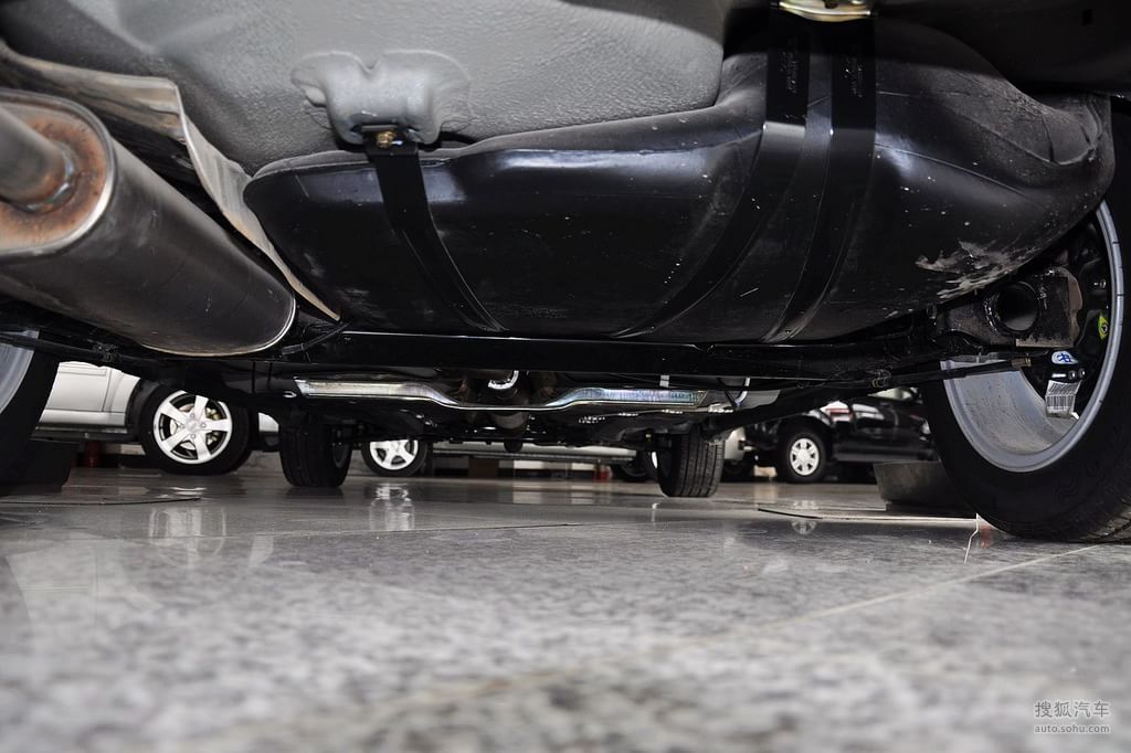 奇瑞旗云22010款1.5 手动 豪华型底盘/动力g859030图片_图库_搜狐汽车