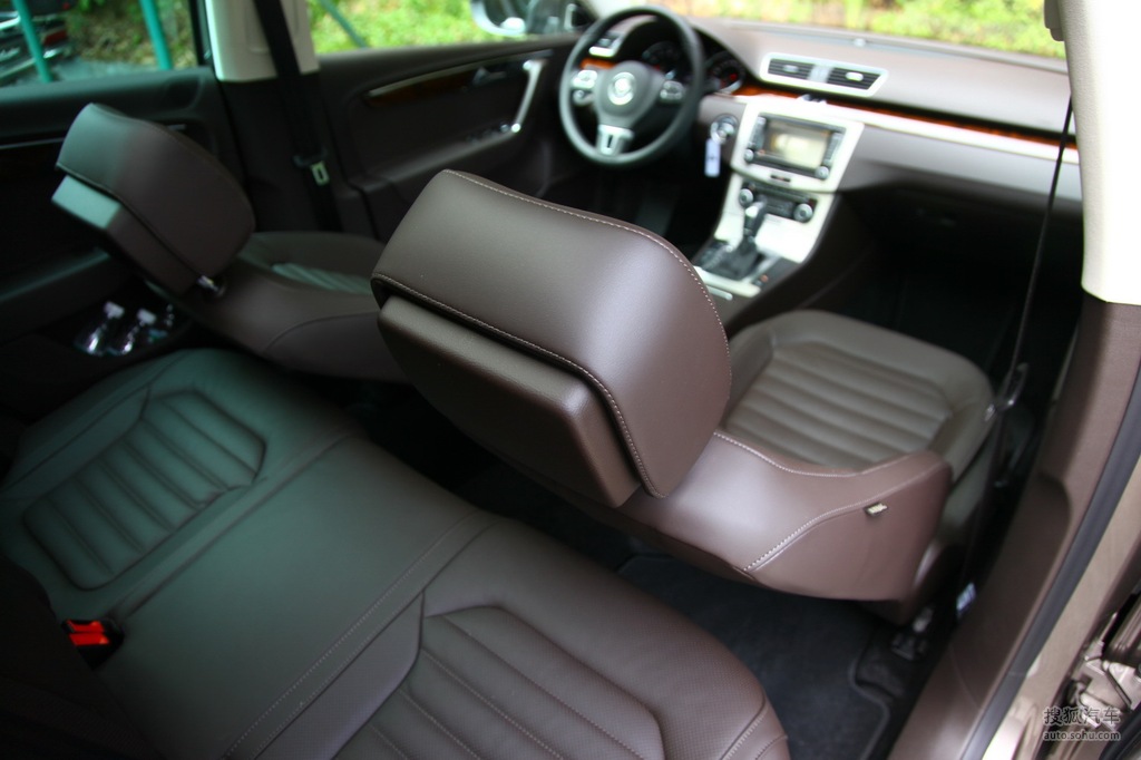 大众迈腾旅行车