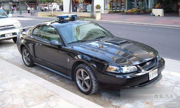 中国警车也有超跑警车中的追逃利器