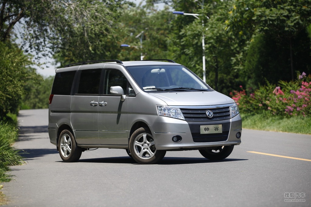 2014款东风郑州日产帅客hr16试驾