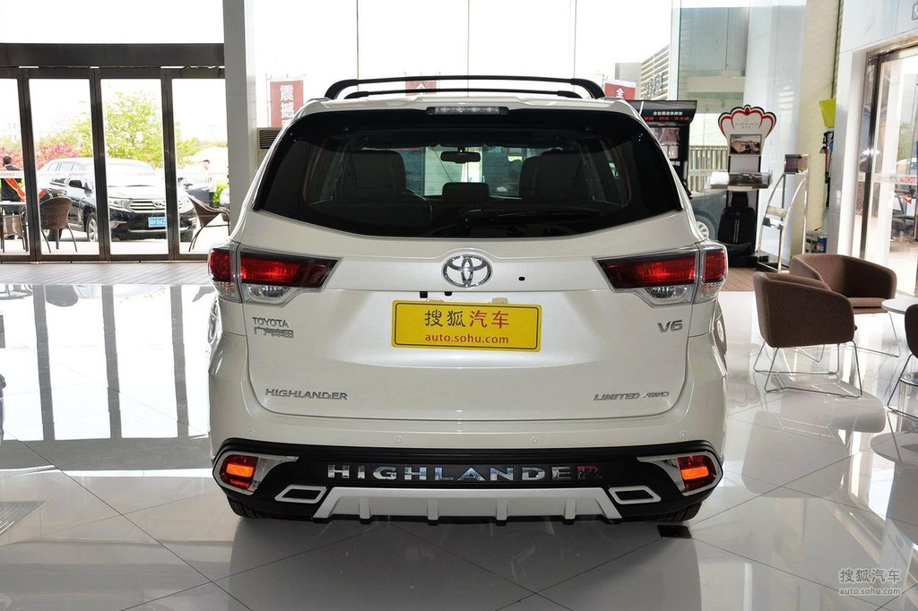 2015款丰田汉兰达3.5l 四驱 7座至尊版