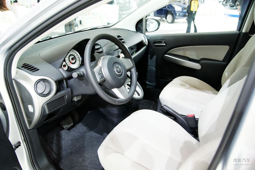 马自达2内饰t465858高清图片_图库_搜狐汽车