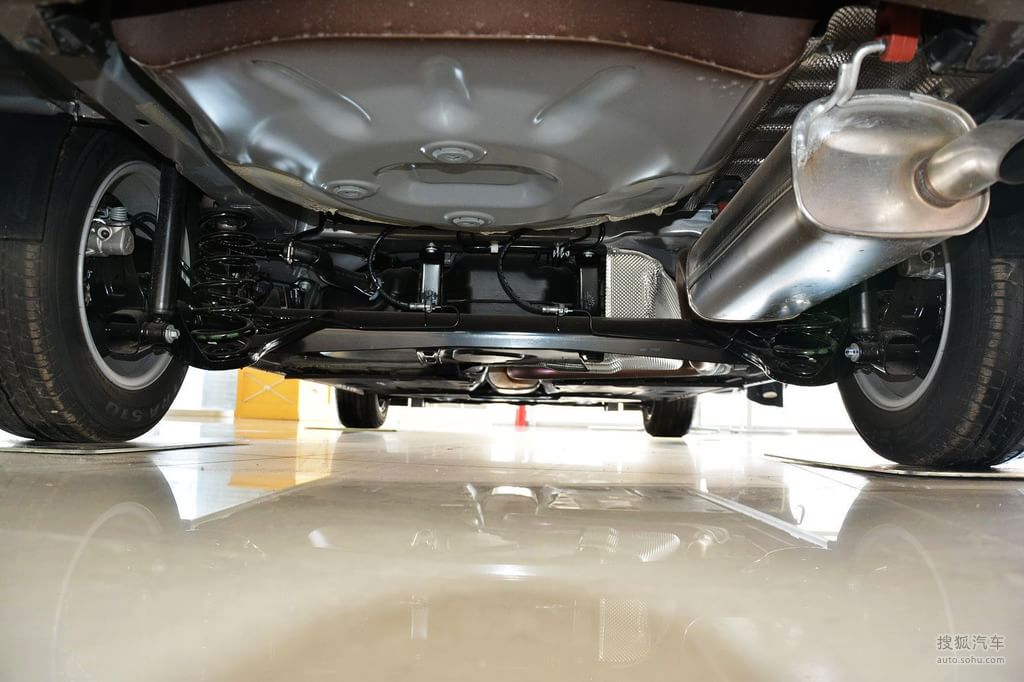 外观(181) 内饰(274) 空间展示(40) 底盘/动力(59)