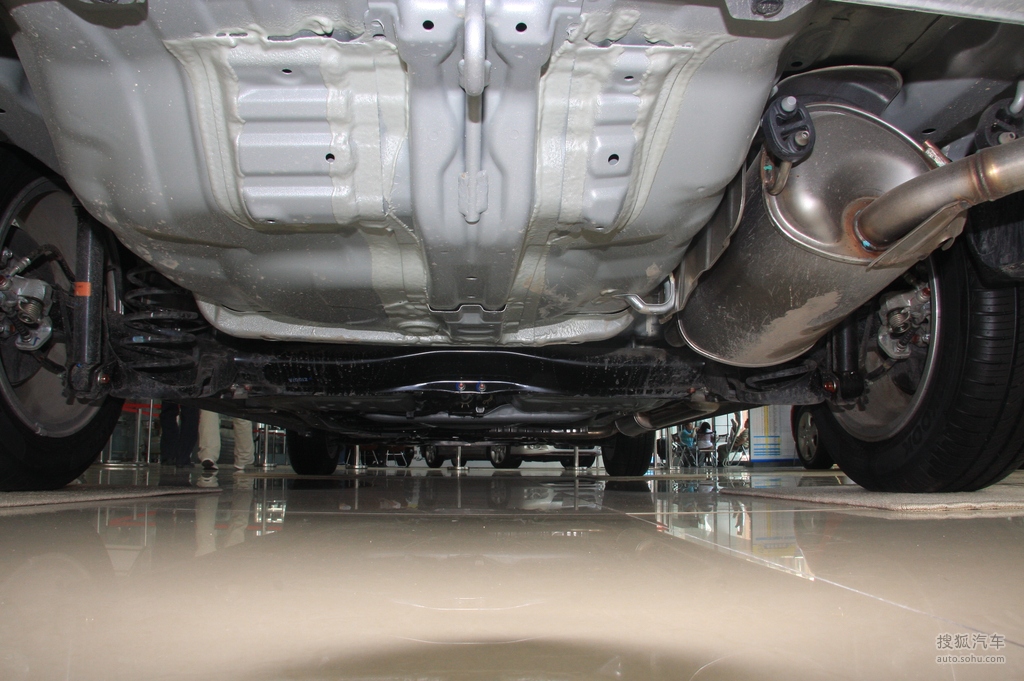 本田锋范2009款1.5l 自动 精英版底盘/动力t548094图片_图库_搜狐汽车