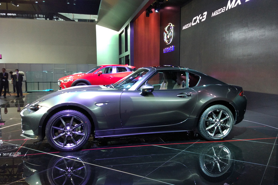 2017上海车展探营马自达mx5rf