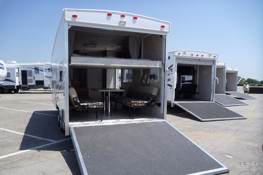 轮上的移动城堡详解房车构造及使用方法