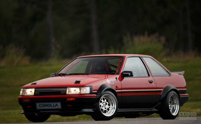 漂移文化的推动者看超范儿丰田ae86改装