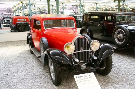 布加迪老爷车   在测试时,type46发动机的平顺性使它能够一小时内行驶